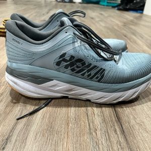 Hoka Men’s Bondi 7 size 9